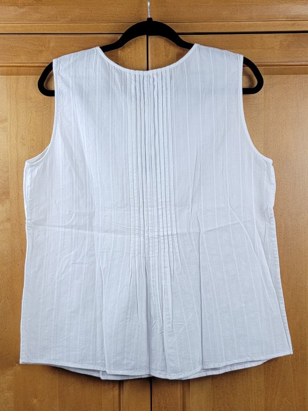 NWT Preswick & Moore White Sleeveless Cotton Pintuck Blouse - L - Picture 4 of 8